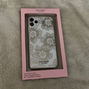 New in box Kate Spade Floral iPhone 11 Pro Max